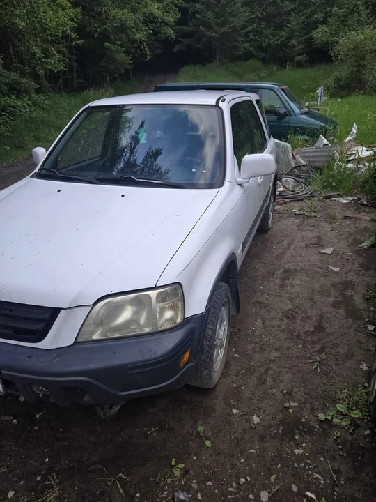 2000 Honda CR-V 1st Gen - Image 2 of 2