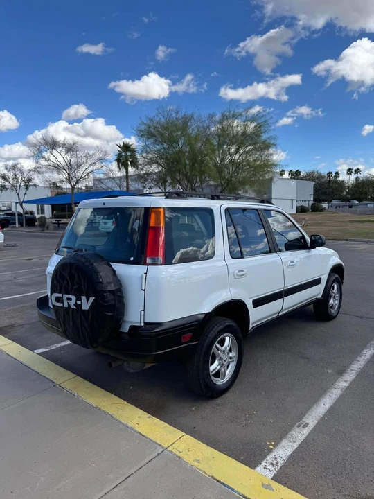 2000 Honda CR-V 1st Gen - Image 5 of 14