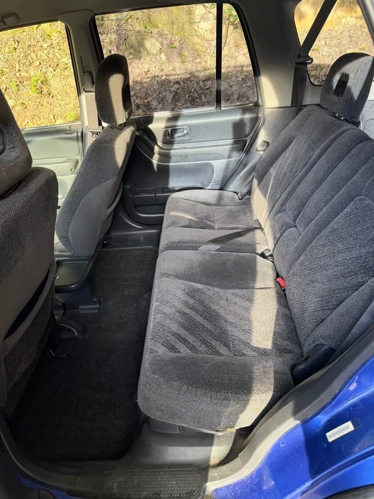 2000 Honda CR-V 1st Gen - Image 12 of 15
