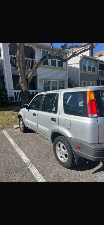 2000 Honda CR-V 1st Gen - Image 3 of 19