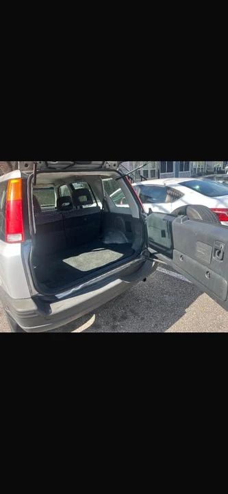 2000 Honda CR-V 1st Gen - Image 12 of 19