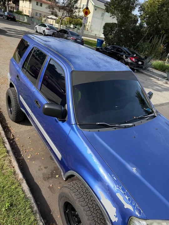 2000 Honda CR-V 1st Gen - Image 2 of 7