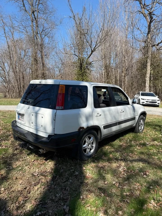 2000 Honda CR-V 1st Gen - Image 5 of 20