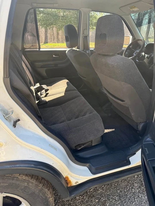 2000 Honda CR-V 1st Gen - Image 15 of 20