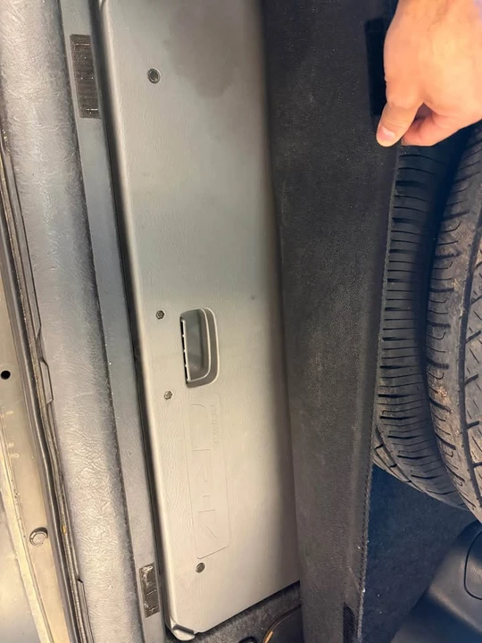 2000 Honda CR-V 1st Gen - Image 9 of 10