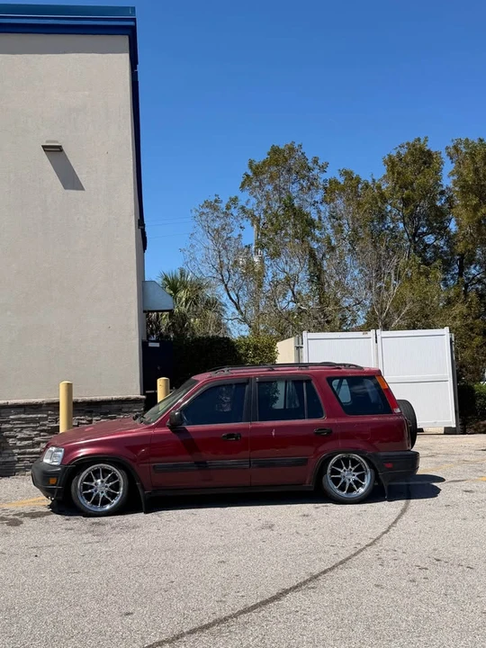 2000 Honda CR-V 1st Gen - Image 5 of 5