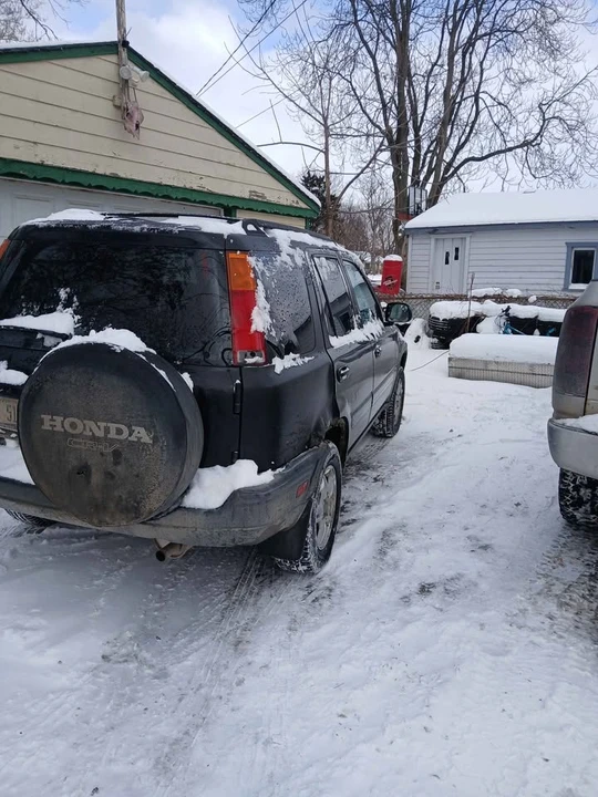 2000 Honda CR-V 1st Gen - Image 4 of 4