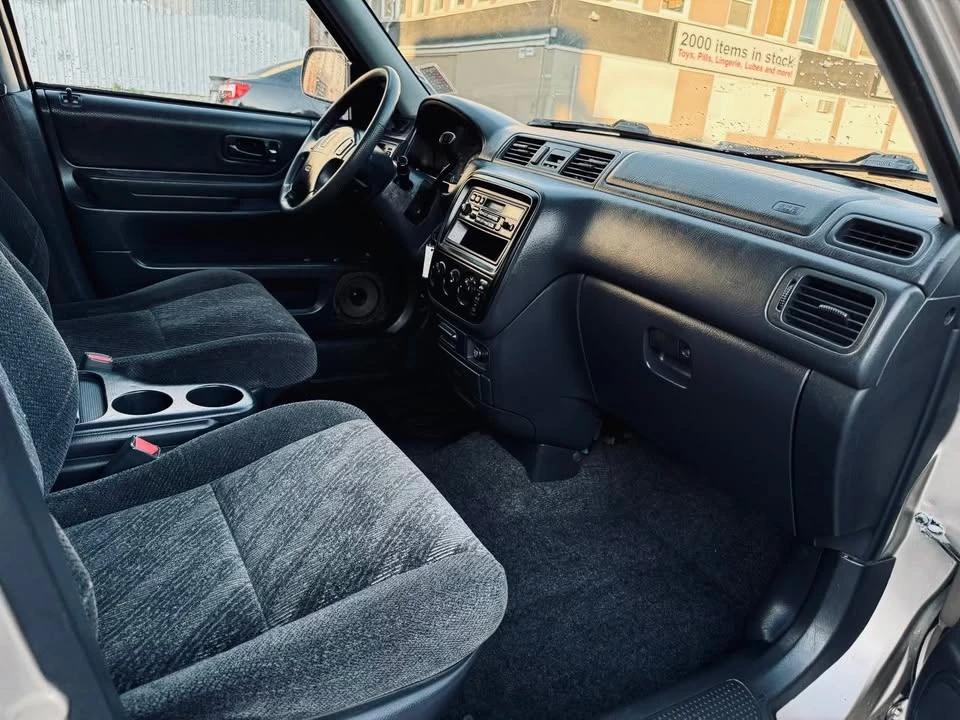 2000 Honda CR-V 1st Gen - Image 19 of 20