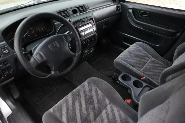2000 Honda CR-V 1st Gen - Image 4 of 19