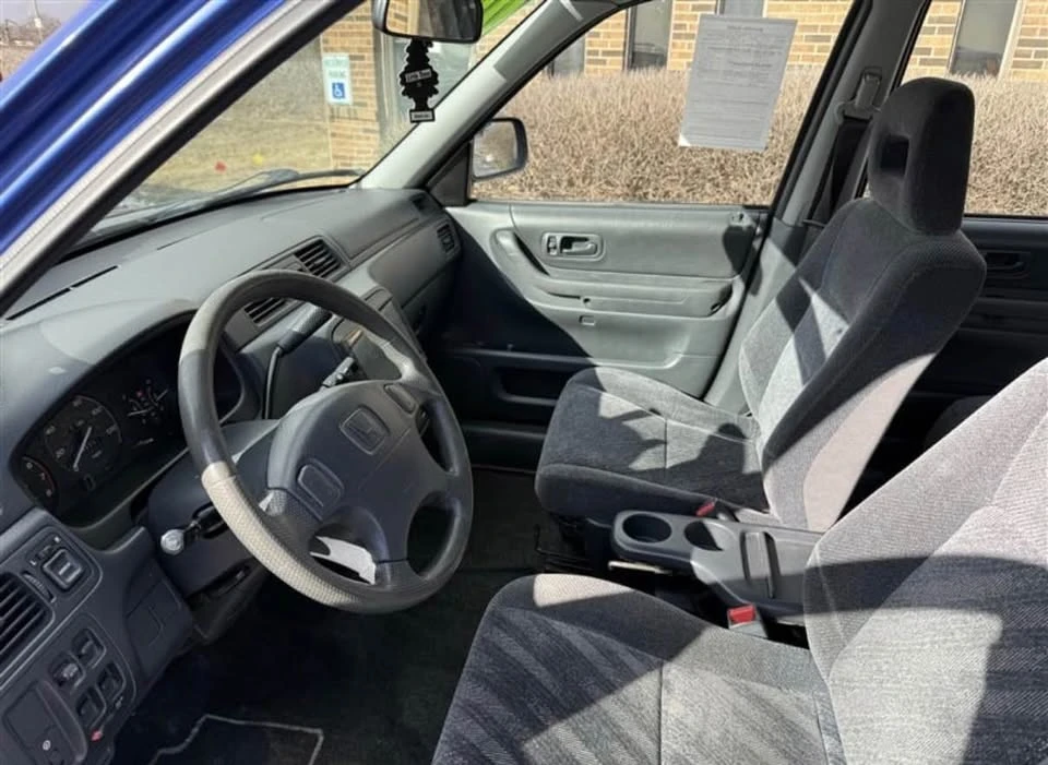 2000 Honda CR-V 1st Gen - Image 2 of 5
