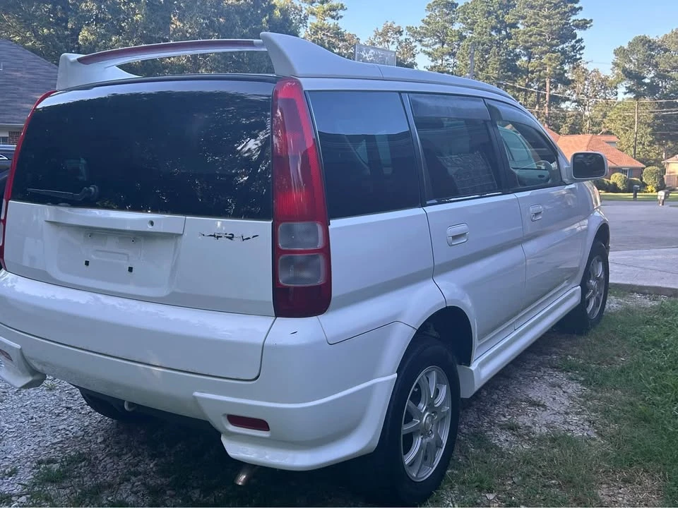 2000 Honda HR-V 1st Gen - Image 3 of 11