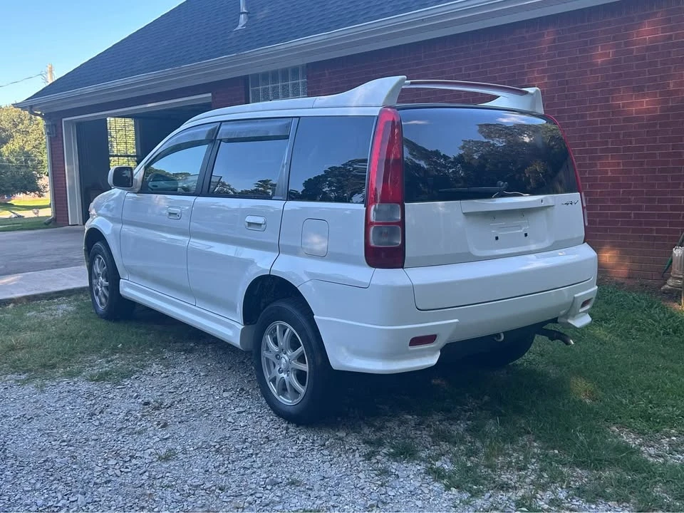 2000 Honda HR-V 1st Gen - Image 2 of 11