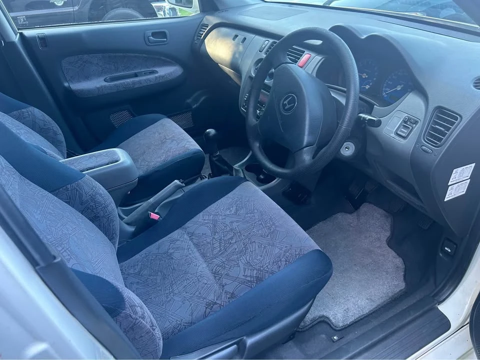 2000 Honda HR-V 1st Gen - Image 4 of 11