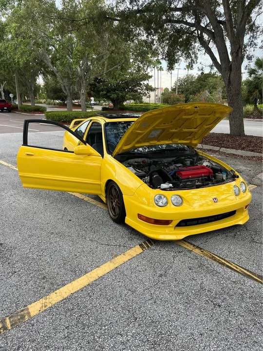2000 Acura Integra 3rd Gen - Image 2 of 10