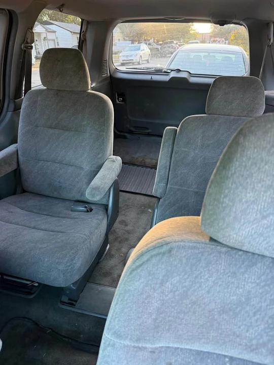 2000 Honda Odyssey - Image 6 of 14