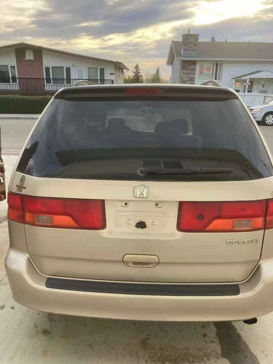 2000 Honda Odyssey - Image 3 of 6