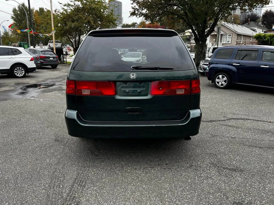 2000 Honda Odyssey - Image 5 of 11