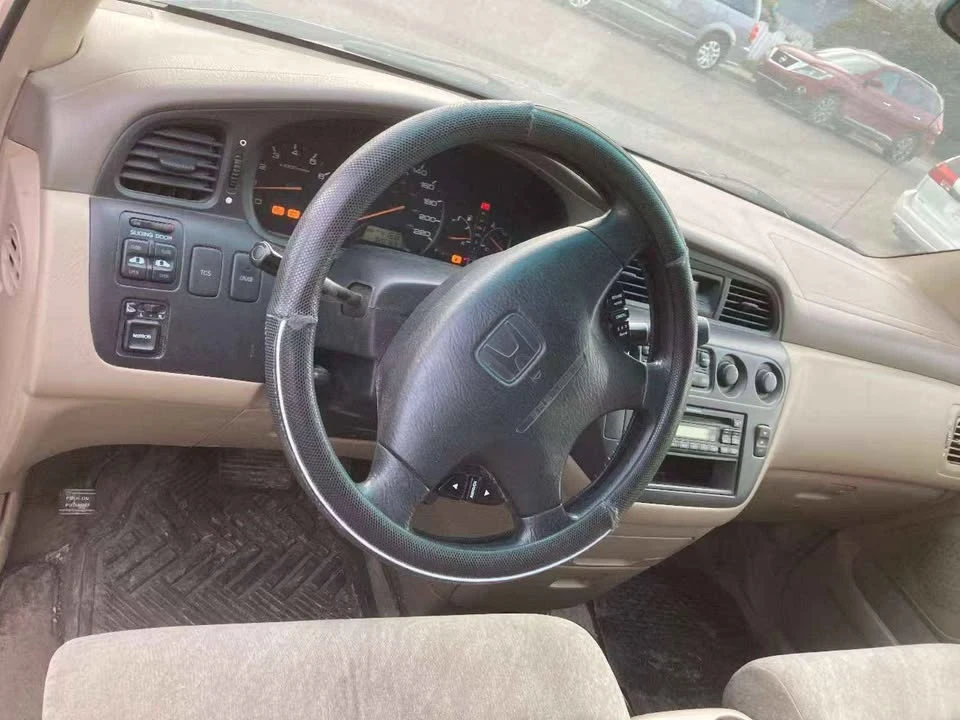 2000 Honda Odyssey - Image 4 of 6