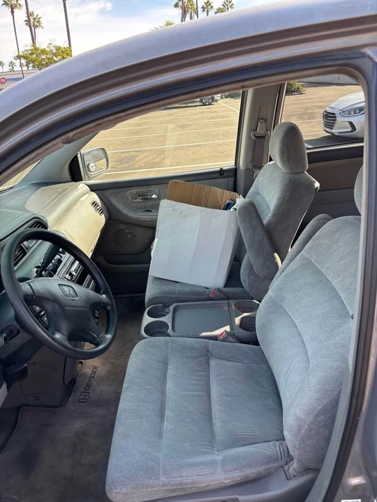 2000 Honda Odyssey - Image 6 of 10