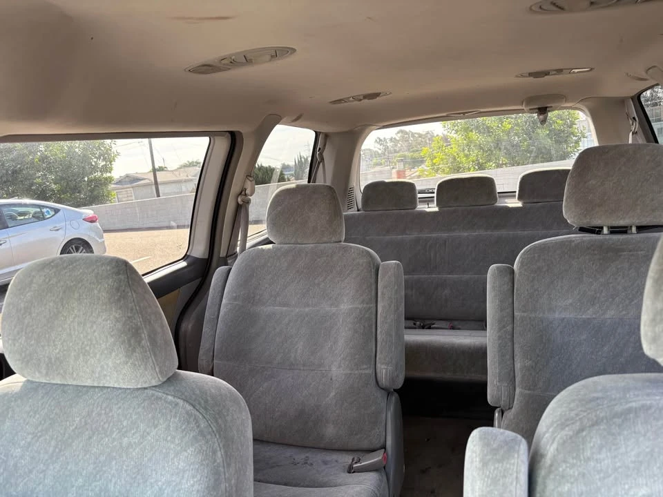 2000 Honda Odyssey - Image 5 of 10