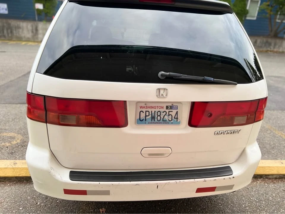 2000 Honda Odyssey - Image 4 of 11
