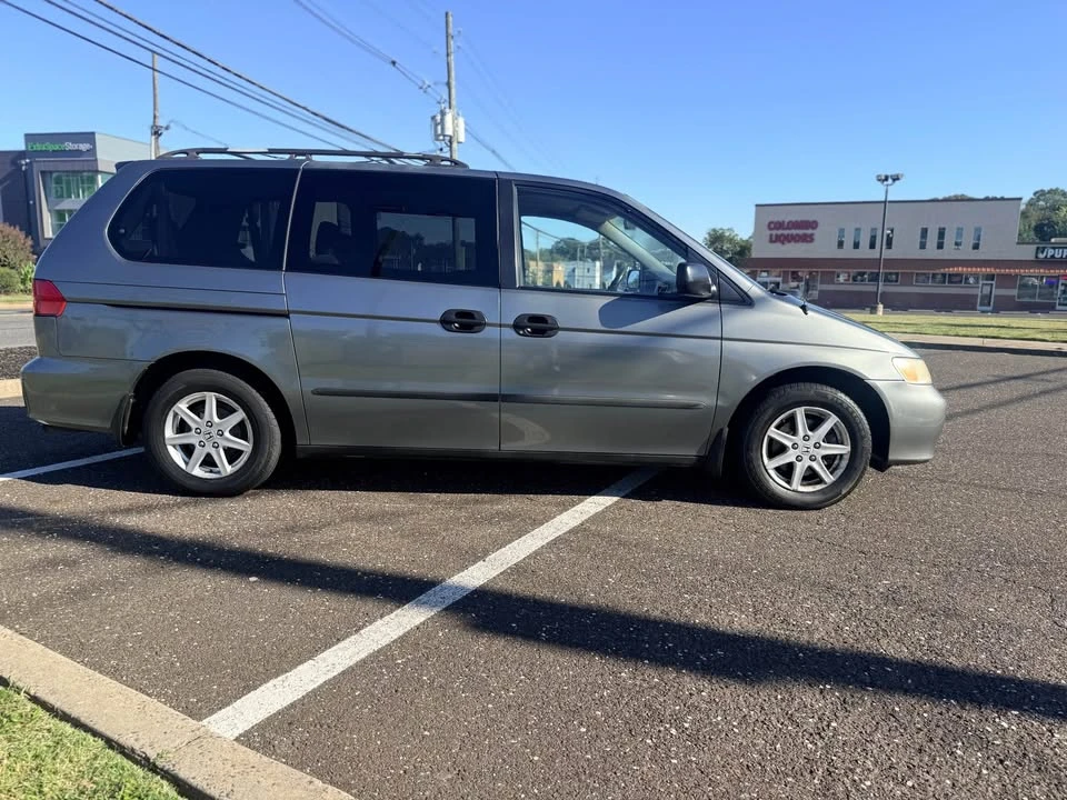 2000 Honda Odyssey - Image 3 of 10