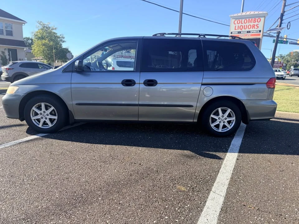 2000 Honda Odyssey - Image 2 of 10