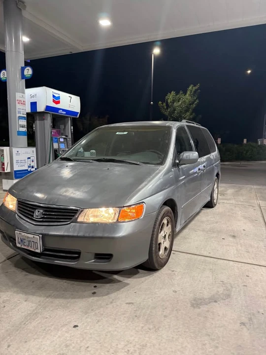 2000 Honda Odyssey - Image 4 of 10