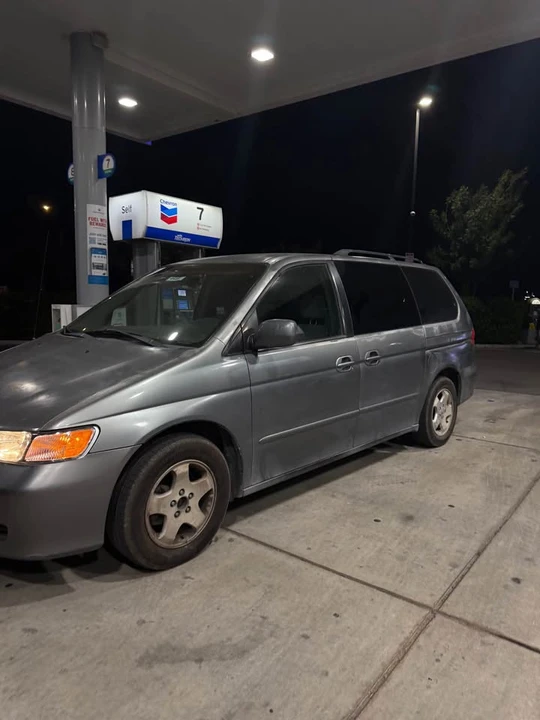 2000 Honda Odyssey - Image 3 of 10