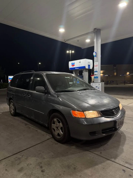 2000 Honda Odyssey - Image 5 of 10