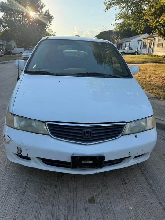 2000 Honda Odyssey - Image 13 of 16