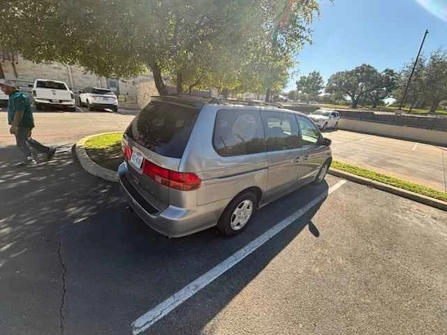 2000 Honda Odyssey - Image 3 of 4