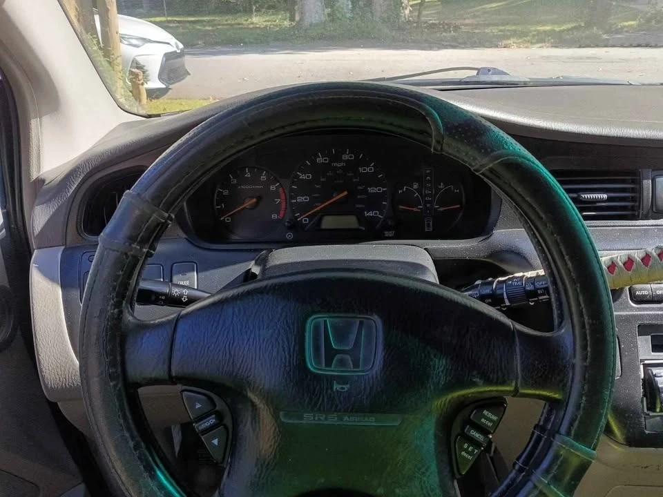 2000 Honda Odyssey - Image 5 of 12