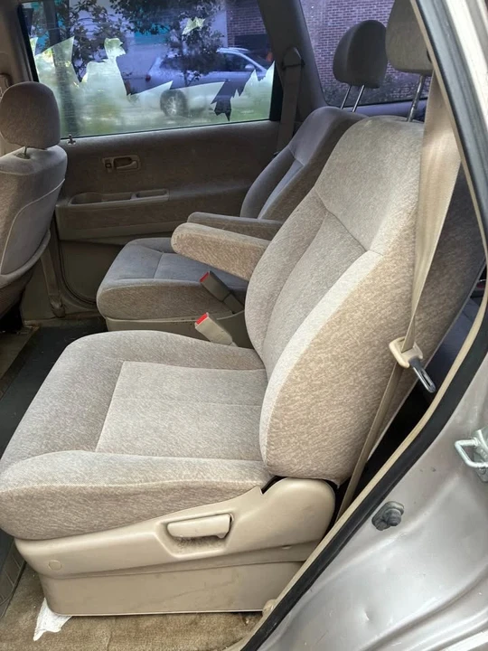 2000 Honda Odyssey - Image 10 of 14