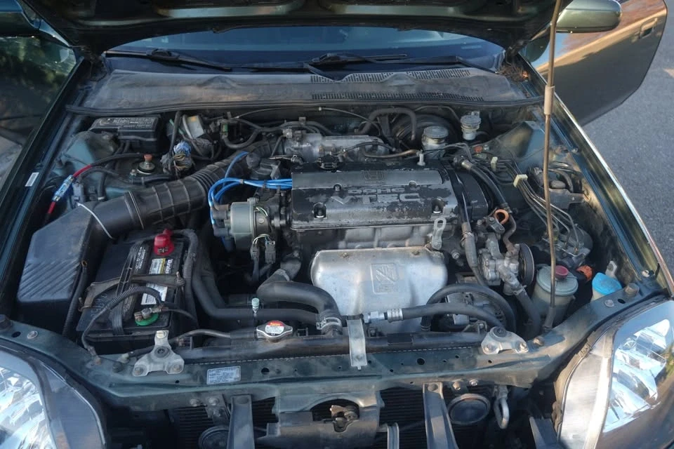 2000 Honda Prelude 5th Gen - Image 9 of 12