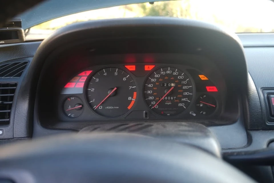2000 Honda Prelude 5th Gen - Image 11 of 12