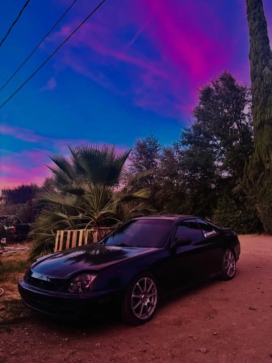 2000 Honda Prelude 5th Gen - Image 2 of 5