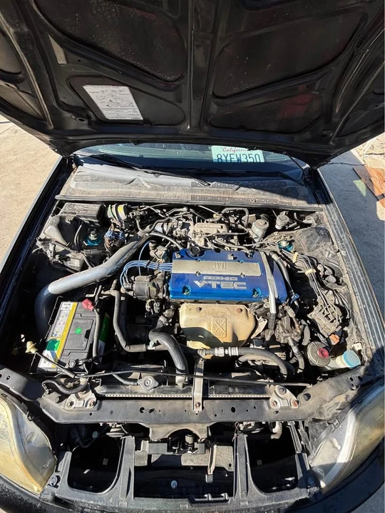 2000 Honda Prelude 5th Gen - Image 9 of 10