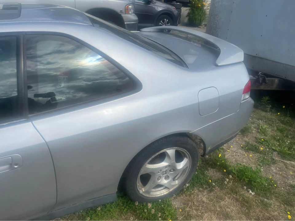 2000 Honda Prelude 5th Gen - Image 2 of 5