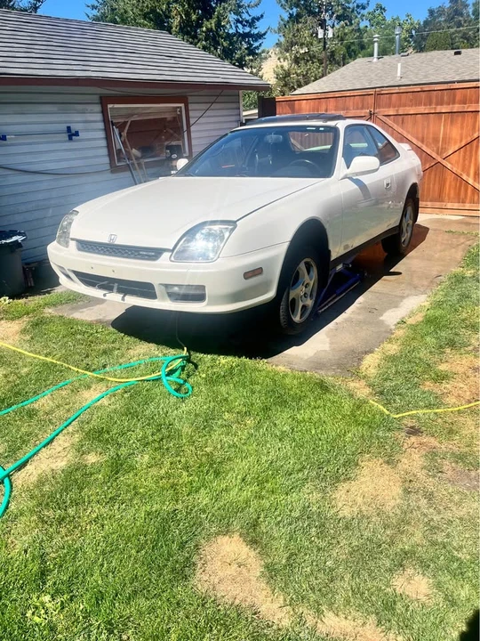2000 Honda Prelude 5th Gen - Image 2 of 4