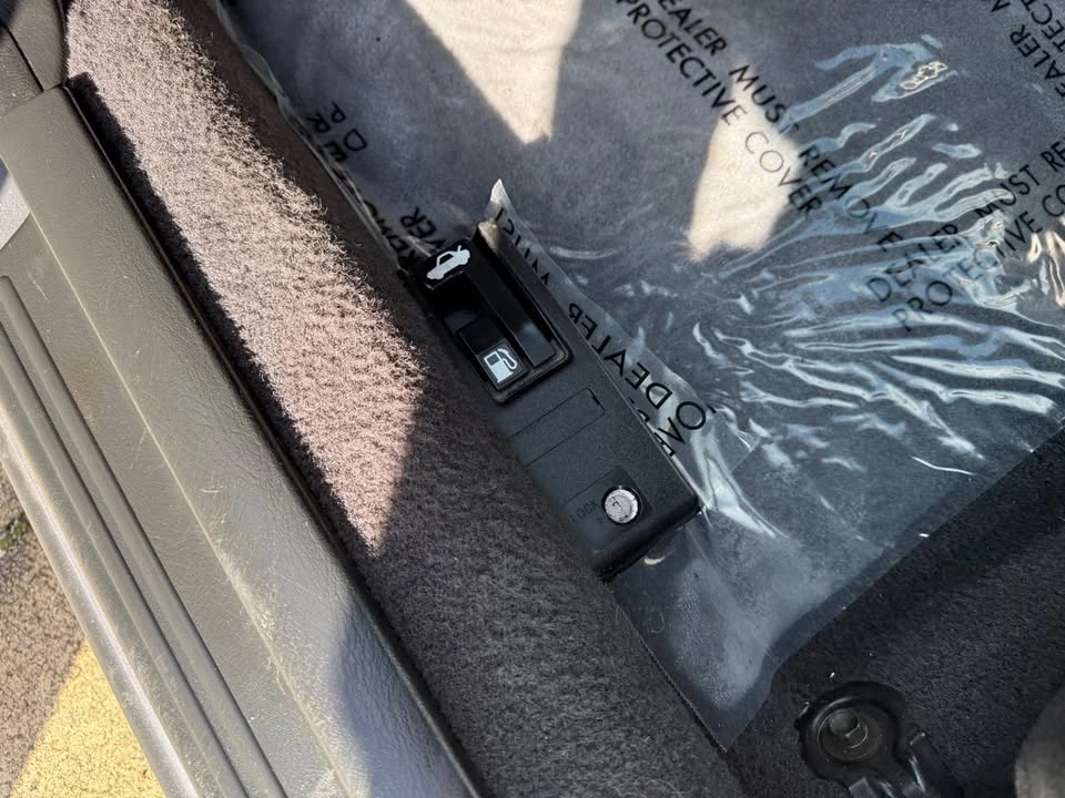 2000 Honda Prelude 5th Gen - Image 11 of 18