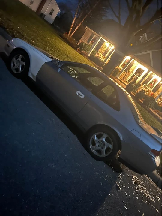 2000 Honda Prelude 5th Gen - Image 2 of 9