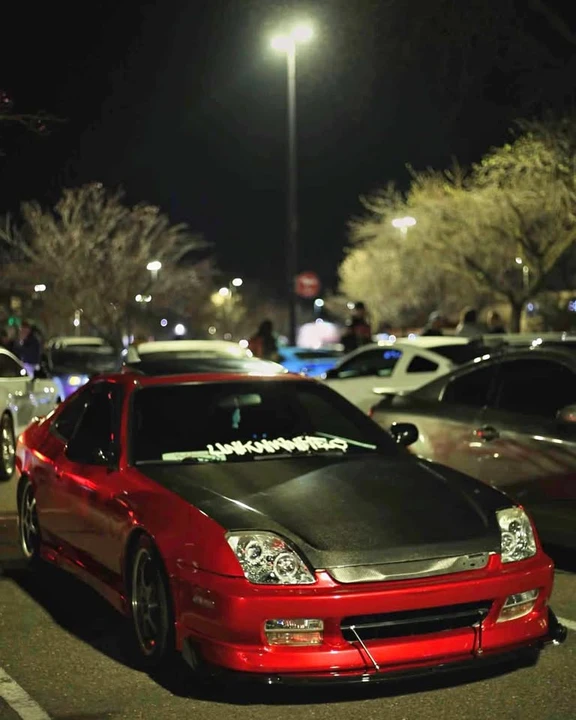 2000 Honda Prelude 5th Gen - Image 2 of 3