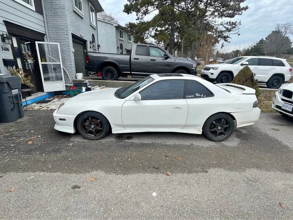 2000 Honda Prelude 5th Gen - Image 2 of 8