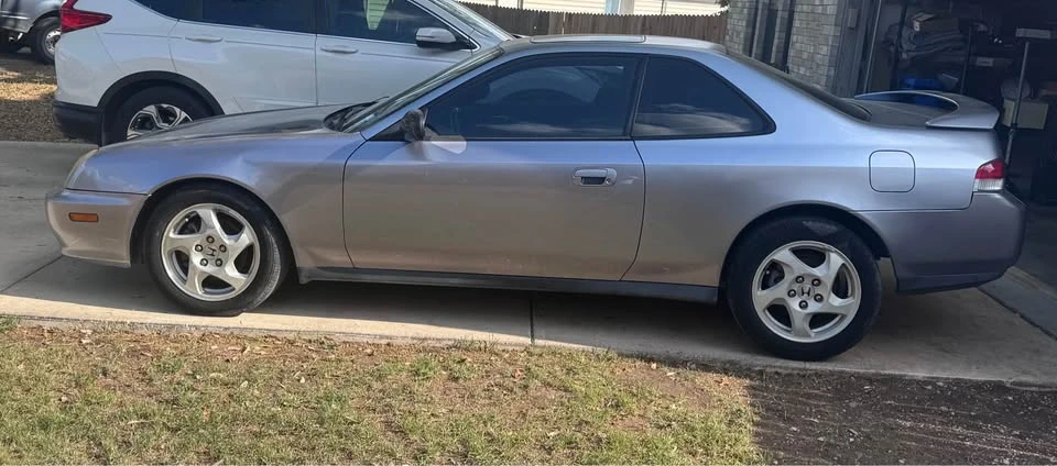 2000 Honda Prelude 5th Gen - Image 2 of 7