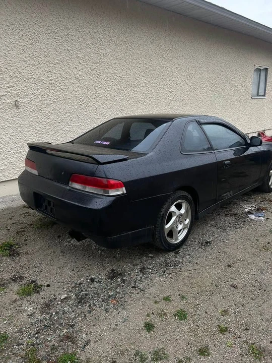 2000 Honda Prelude 5th Gen - Image 2 of 8