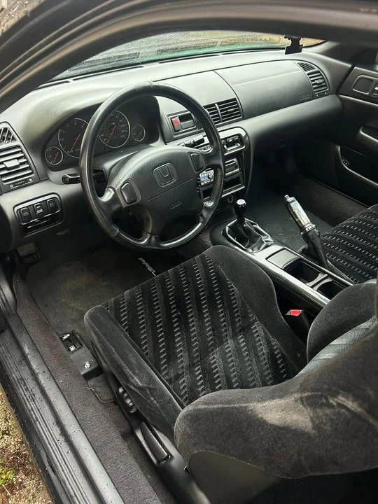 2000 Honda Prelude 5th Gen - Image 7 of 8