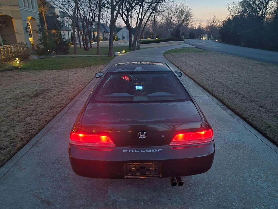 2000 Honda Prelude 5th Gen - Image 5 of 11