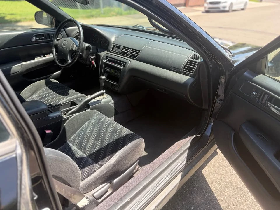 2000 Honda Prelude 5th Gen - Image 8 of 8