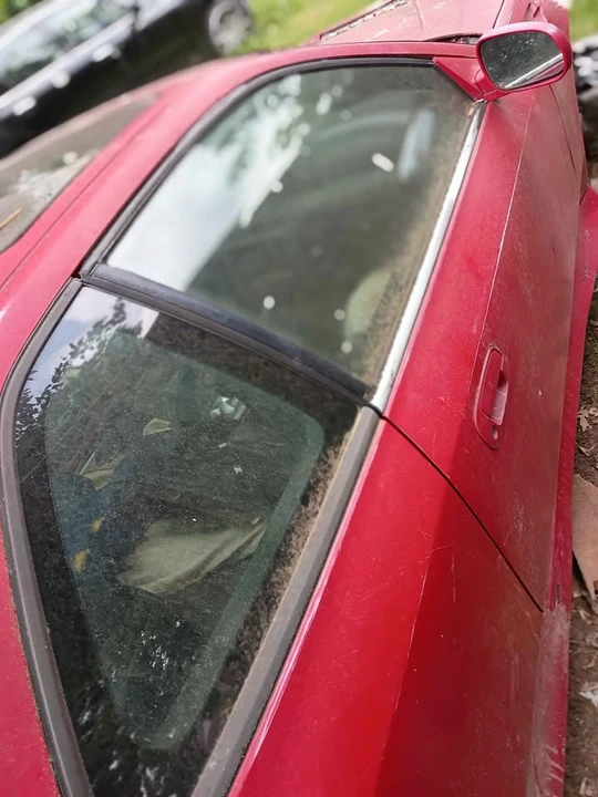 2000 Honda Prelude 5th Gen - Image 9 of 9